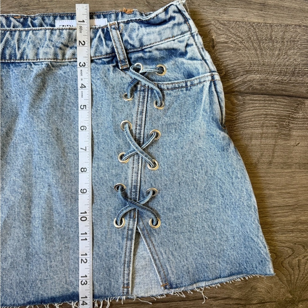 Zara Light Blue Denim Mini Skirt with Side Lace-Up - Picture 4 of 6
